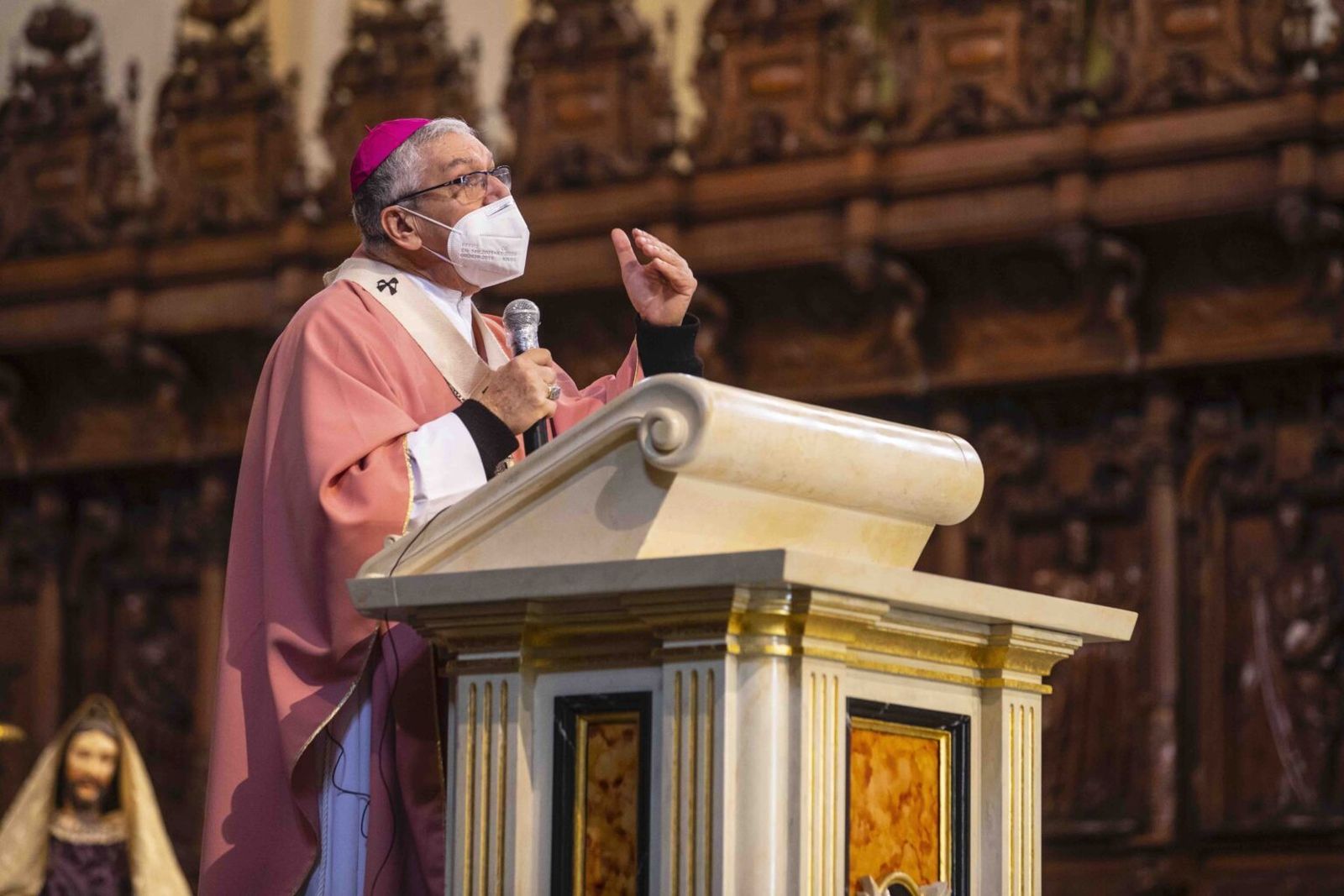 Monseñor Carlos Castillo, arzobispo de Lima