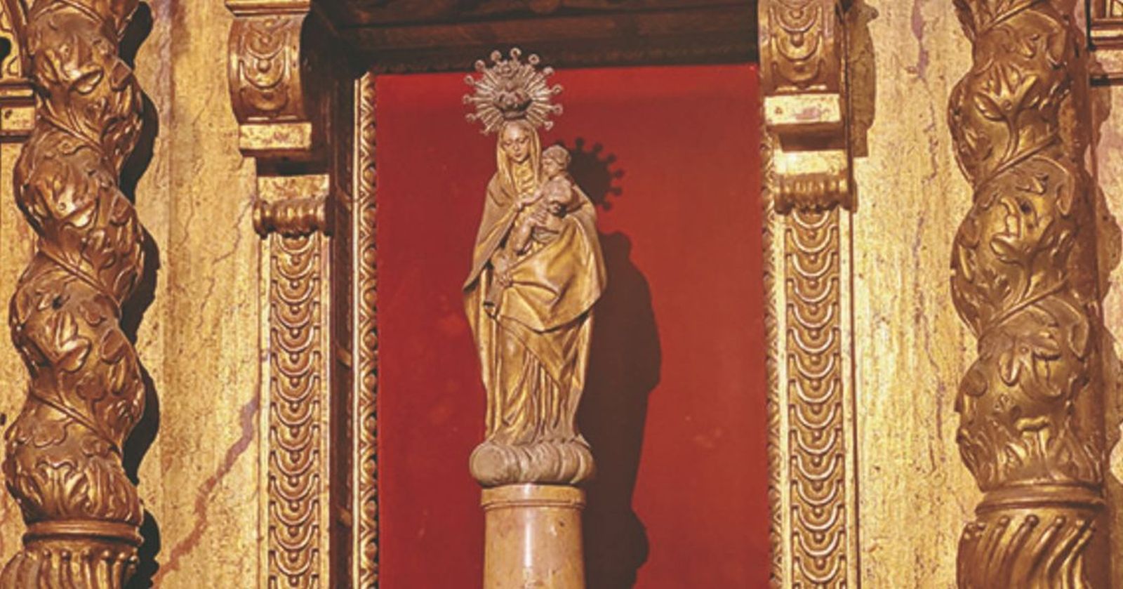 Virgen del Pilar. Catedral de Barcelona.