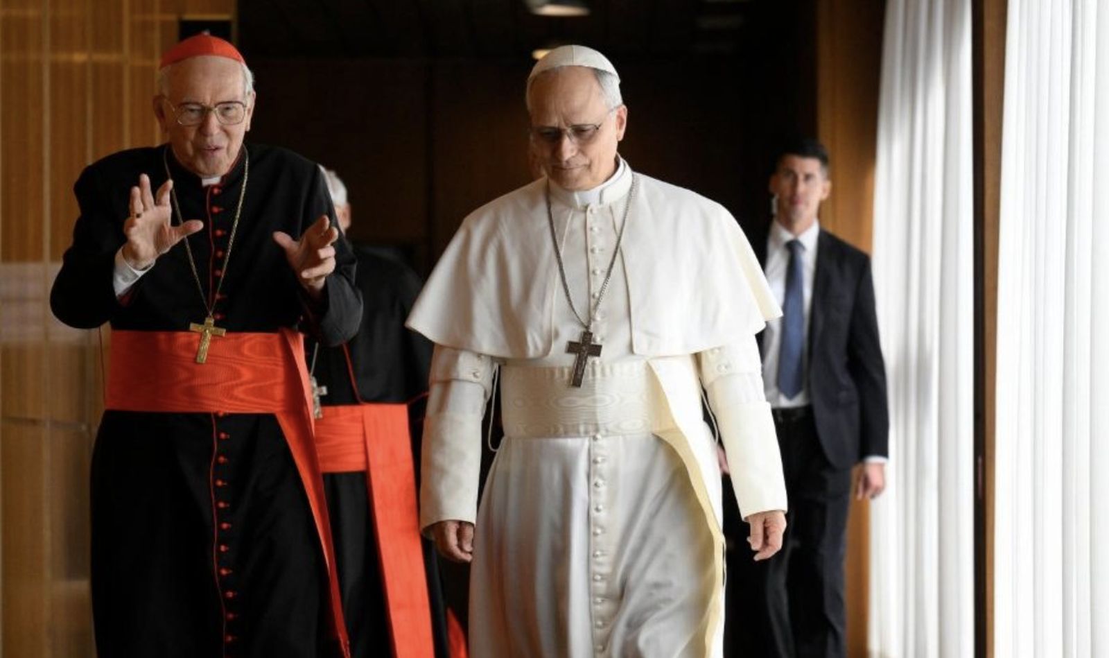 El Papa y el cardenal Re