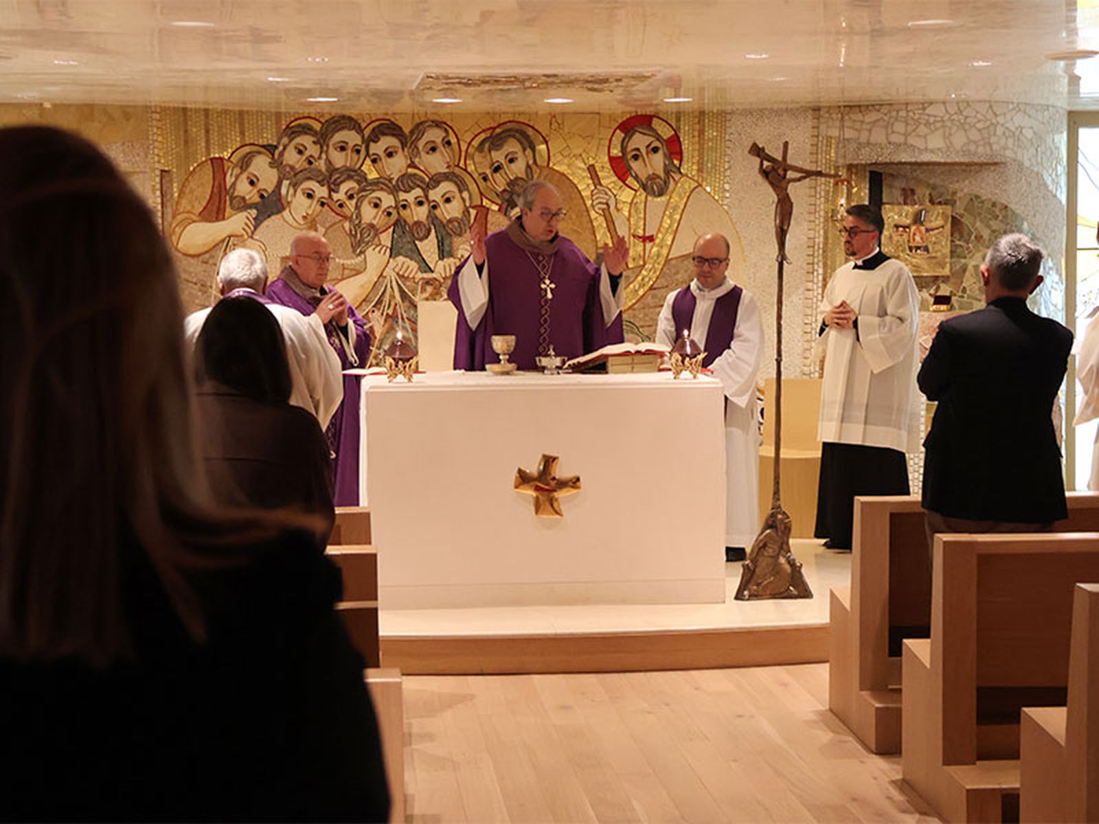 La Conferencia Episcopal Española ha participado este jueves 26 en la cadena eucarística por la paz convocada por la CCEE