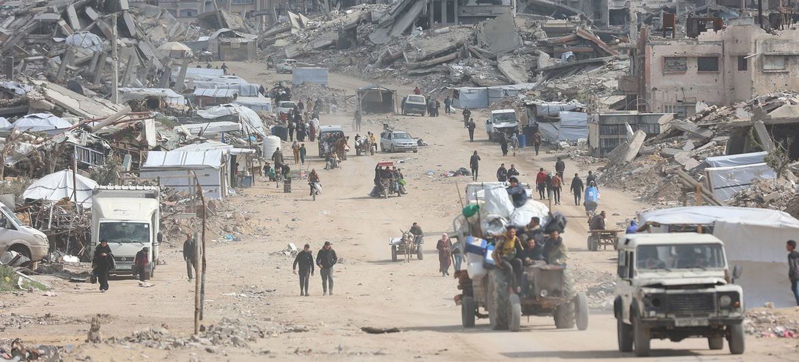 El barrio de Al-Rimal, en el centro de la ciudad de Gaza, donde ahora hay tiendas de campaña esparcidas por la plaza
