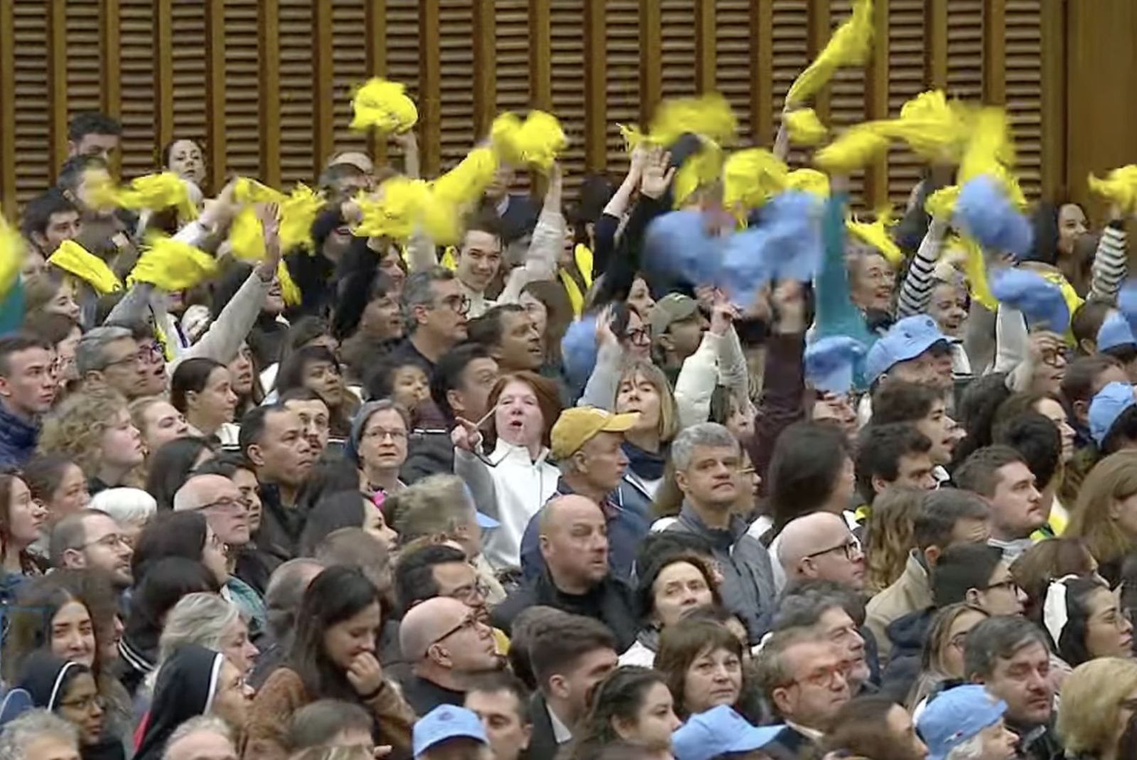 Fieles en la audiencias general