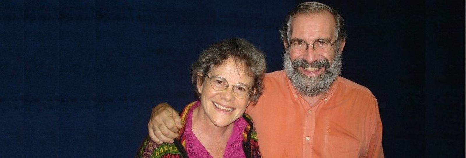 María y José Ignacio López Vigil, autores del libro