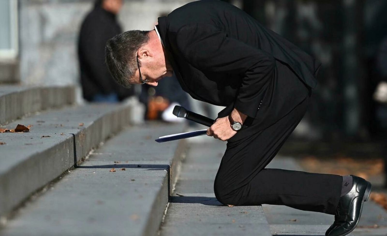 La Iglesia de Francis pide perdón