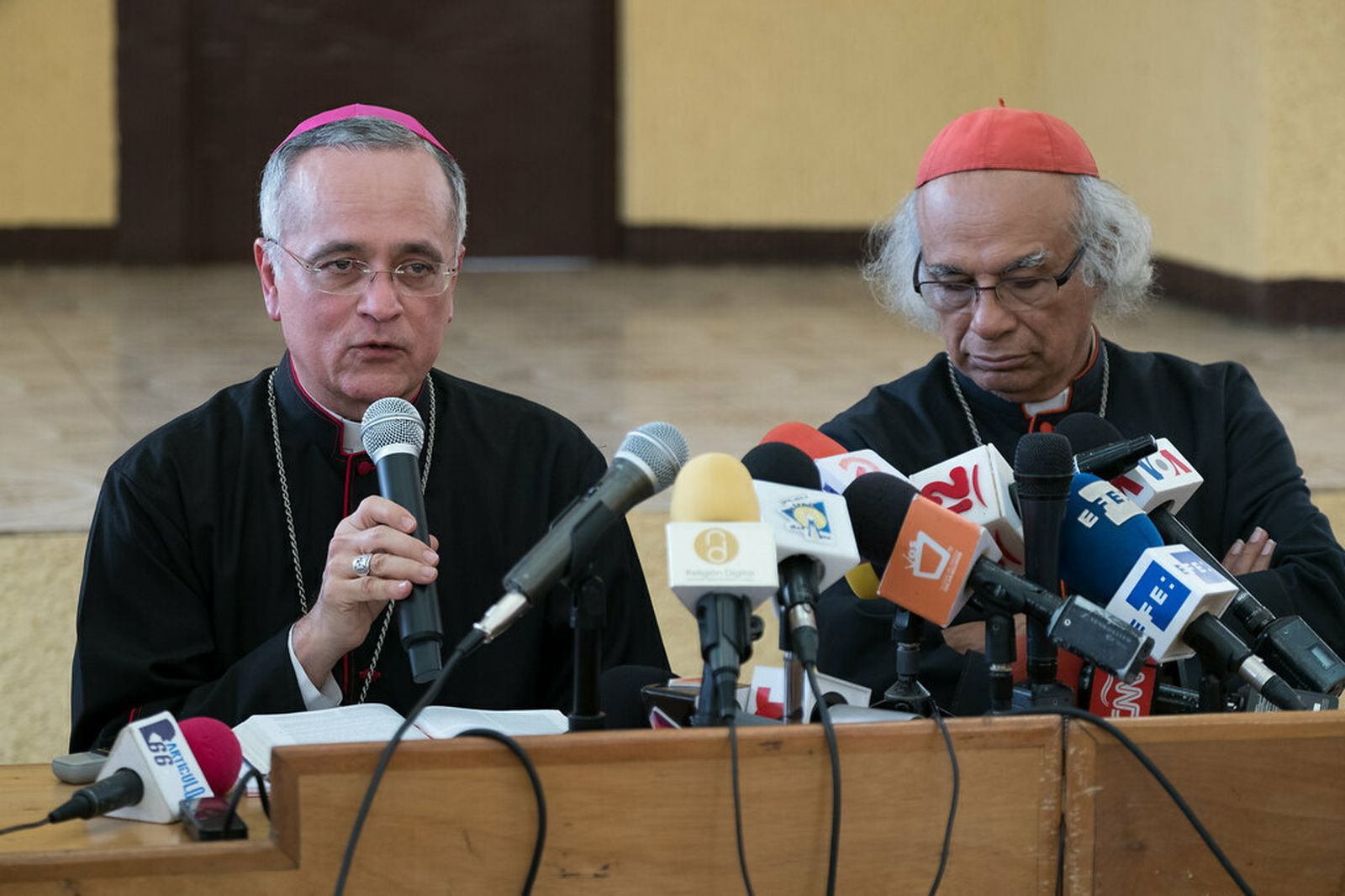 Monseñor Báez y Mons. Leopoldo Brenes, líderes religiosos en Nicaragua