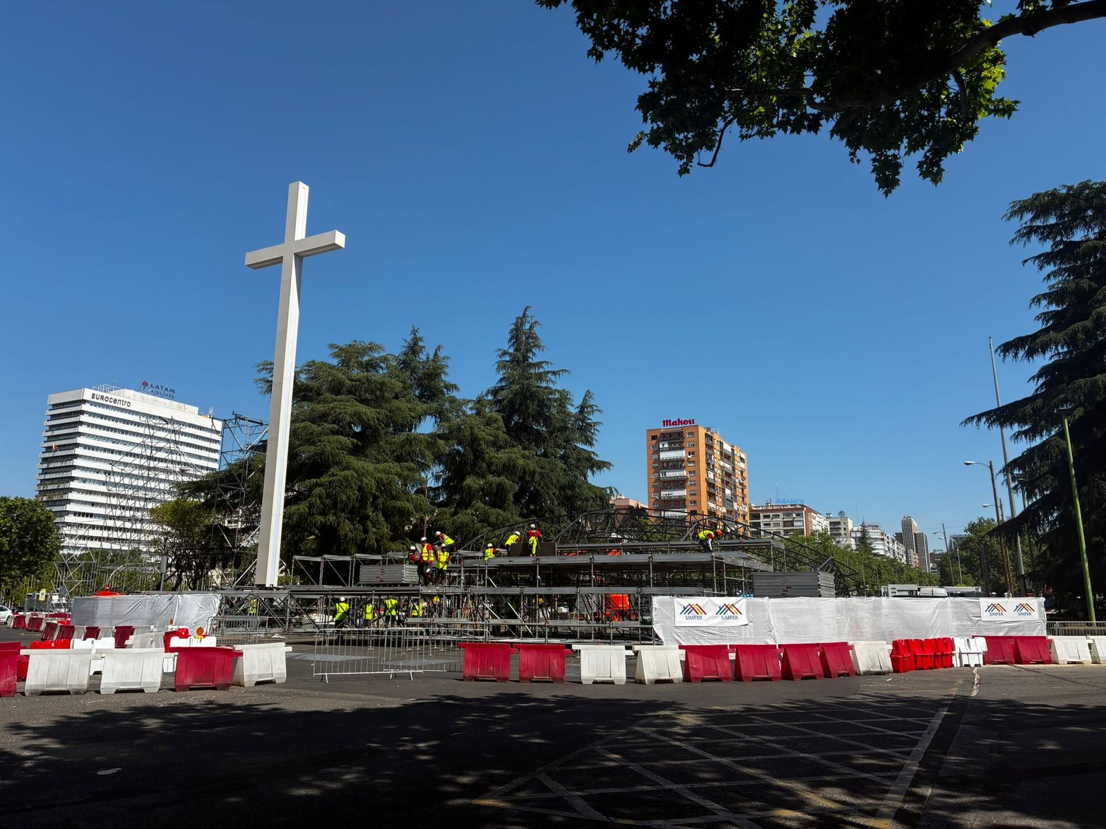 Cuando todos quieren ver al Papa... es tiempo de alzar la mirada