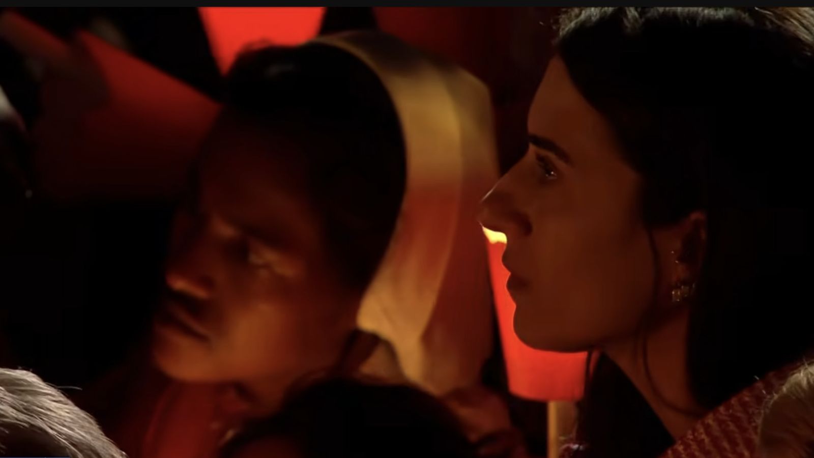 Fieles en el Coliseo