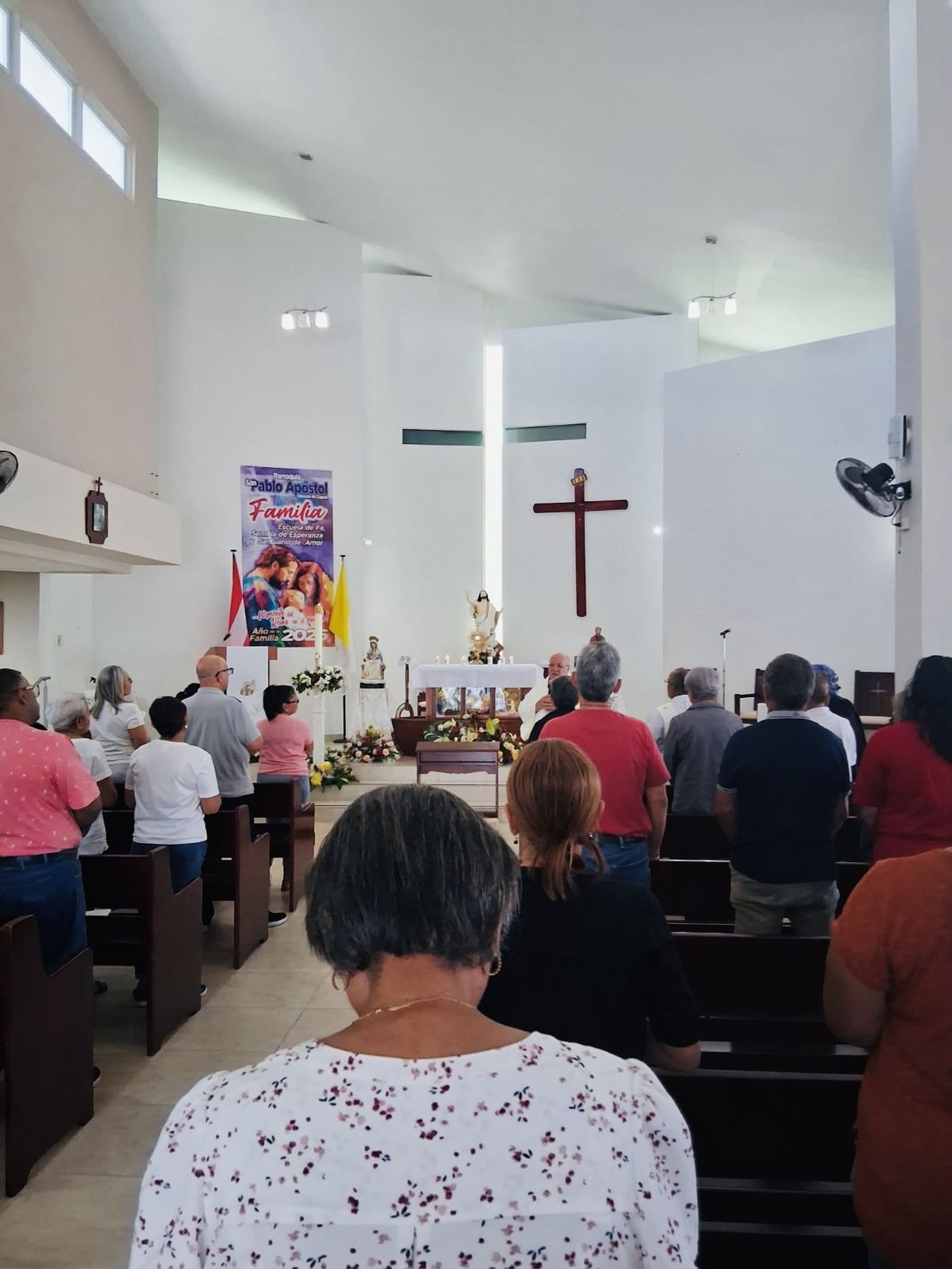 "Vigilia Mundial por La Paz"  convocada por Papa León XIV. Parroquia San Pablo Apóstol, Puertoi Rico