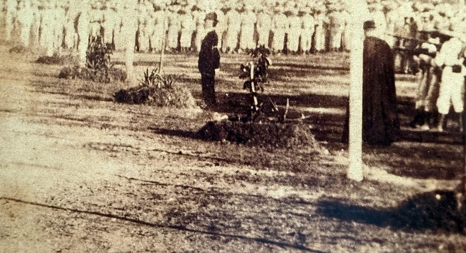 Foto de la ejecución del héroe nacional José Rizal, Parque de Bagumbayan, el 30 de diciembre de 1896.  El comienzo del fin del imperio español en estas islas