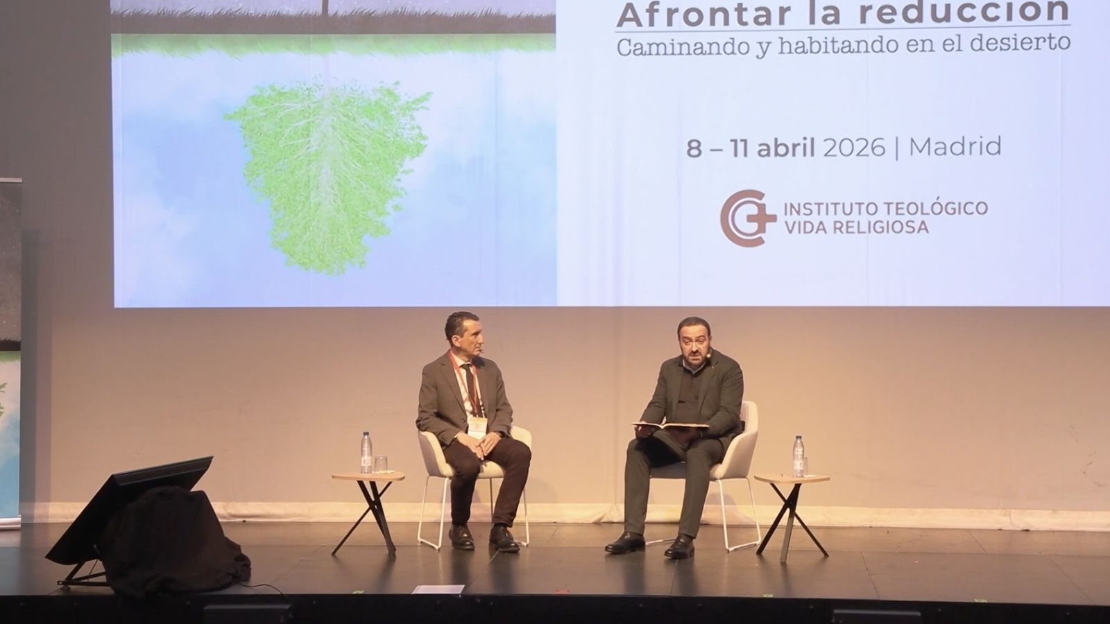 Presentación de la conferencia de Ángel Cordovilla