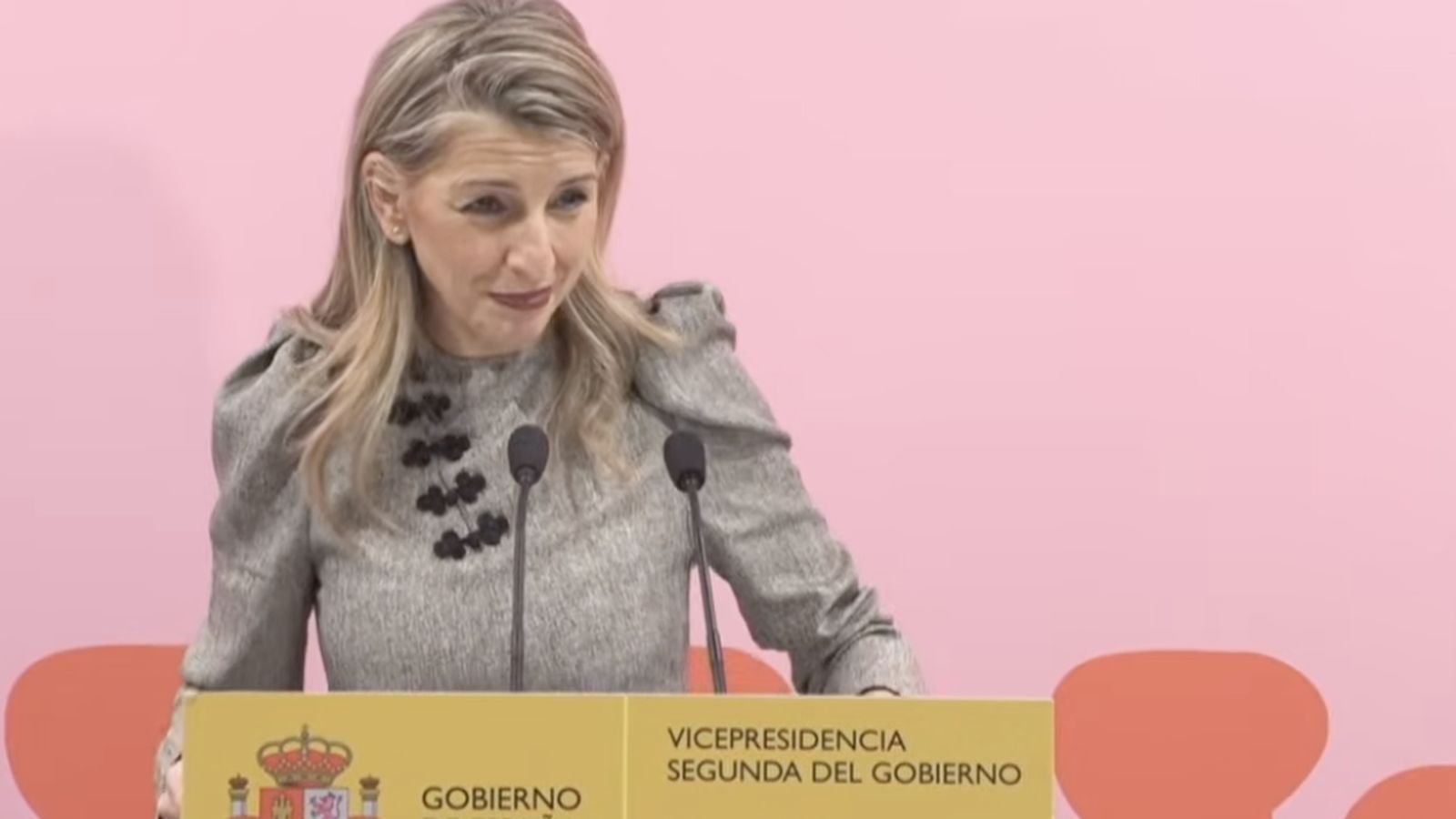 Yolanda Díaz en la presentación del informe