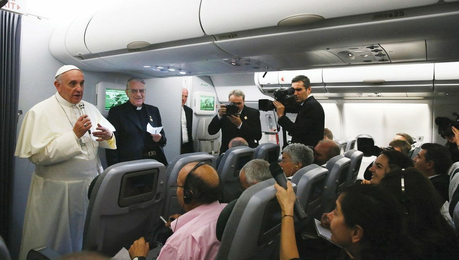 El Papa se prepara para más viajes en su sexto año de pontificado