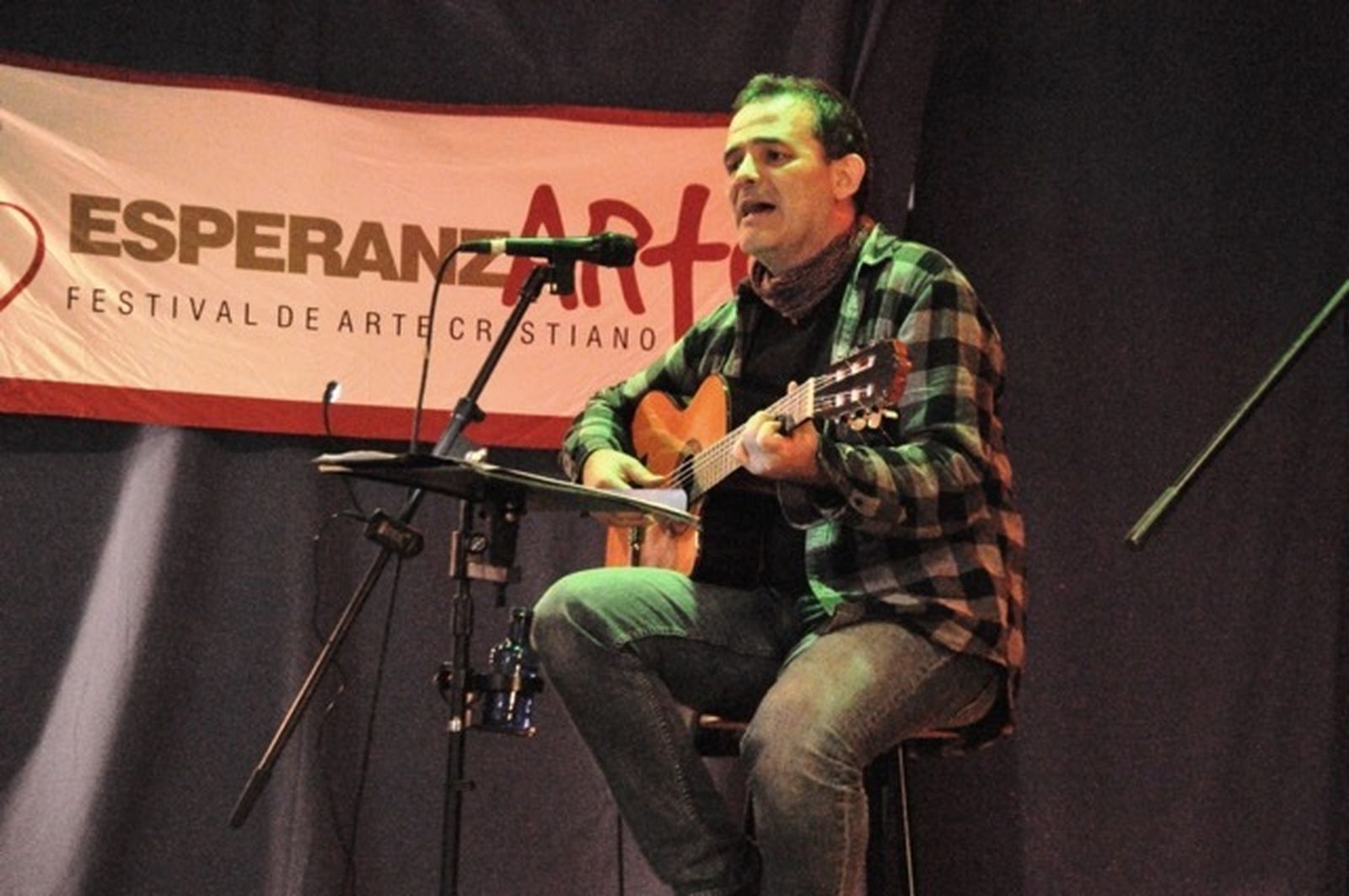 Luis Guitarra