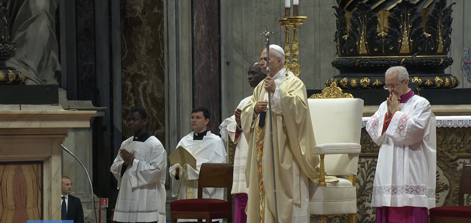 El Papa, durante la ordenación de sacerdotes en Roma