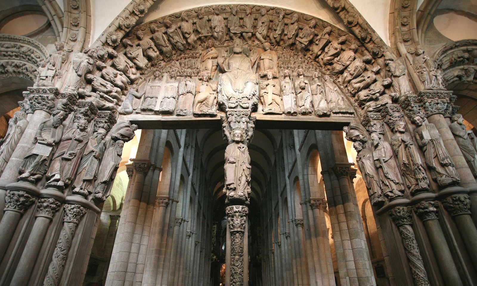 «O Pórtico da Gloria. Teoloxía en Pedra»