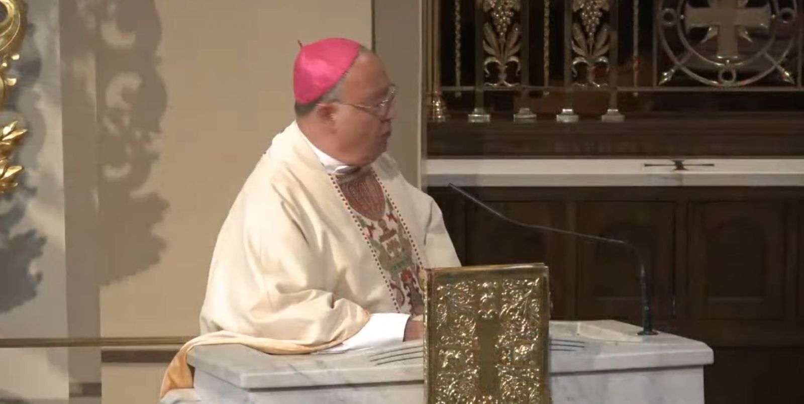 Monseñor Guillory, obispo emérito de Beaumont