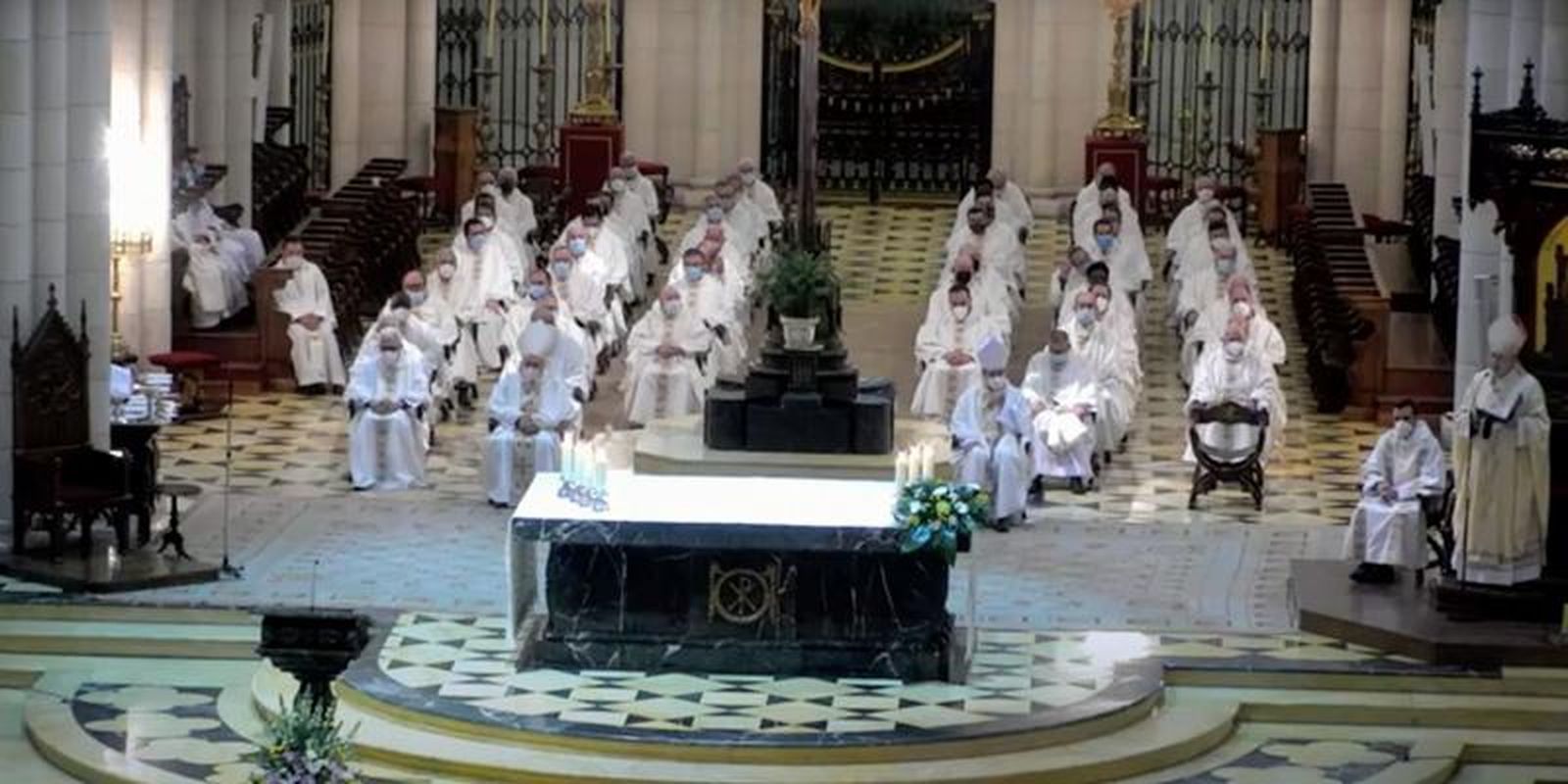 Eucaristía en La Almudena