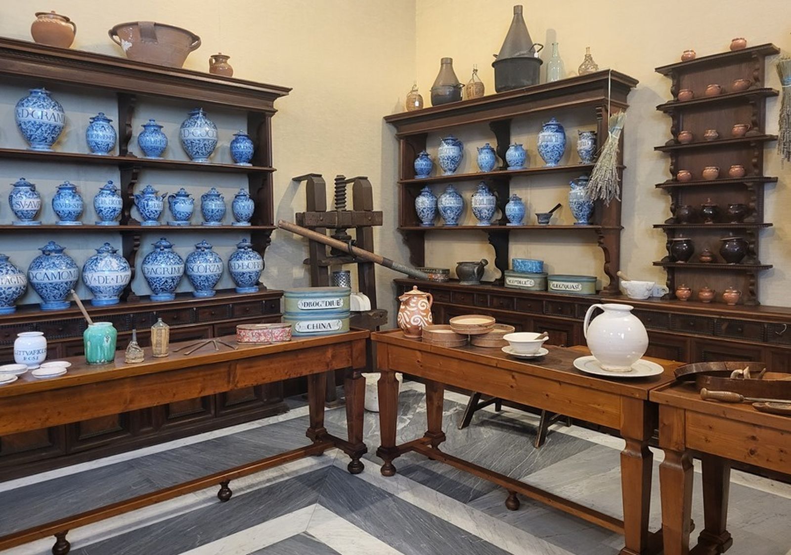 Botica de Santa Cecilia