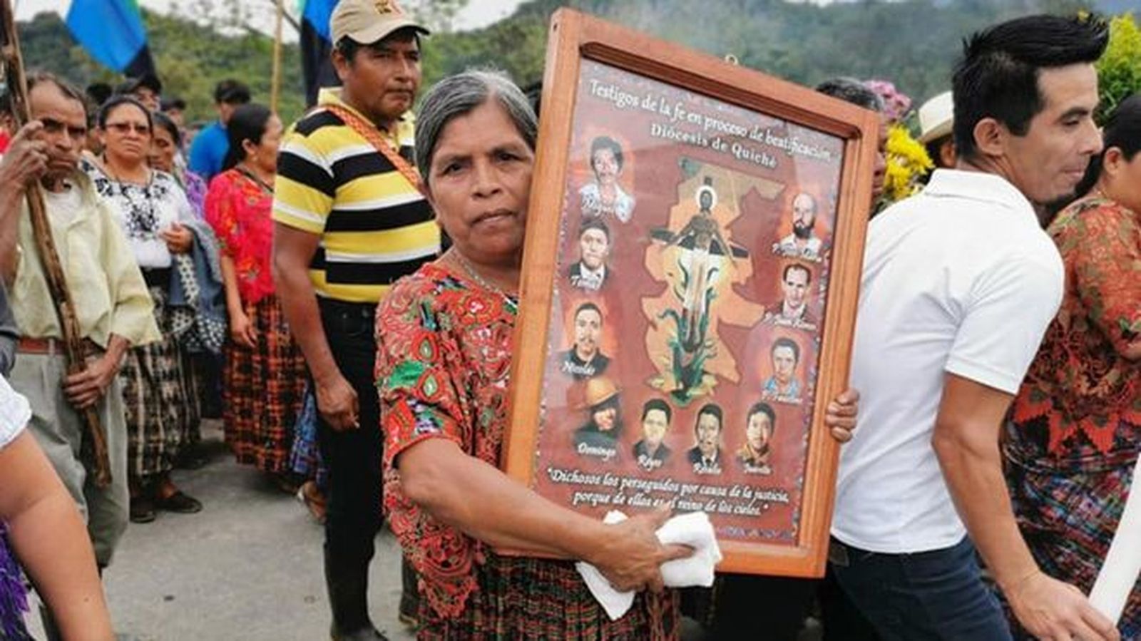 Manifestación por los defensores de los derechos humanos y el medio ambiente asesinados.