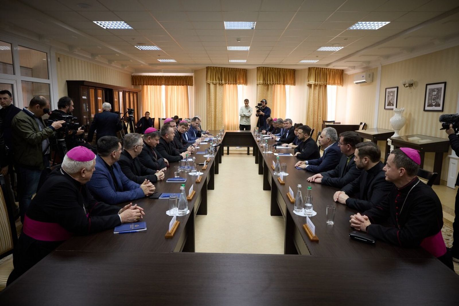 Reunión de Zelensky con los obispos