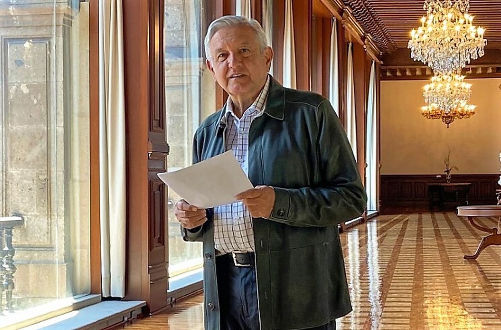 AMLO predica decálogo para enfrentar al coronavirus