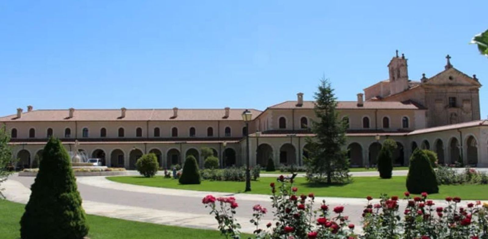 Iglesia y residencia burgalesa del Carmen