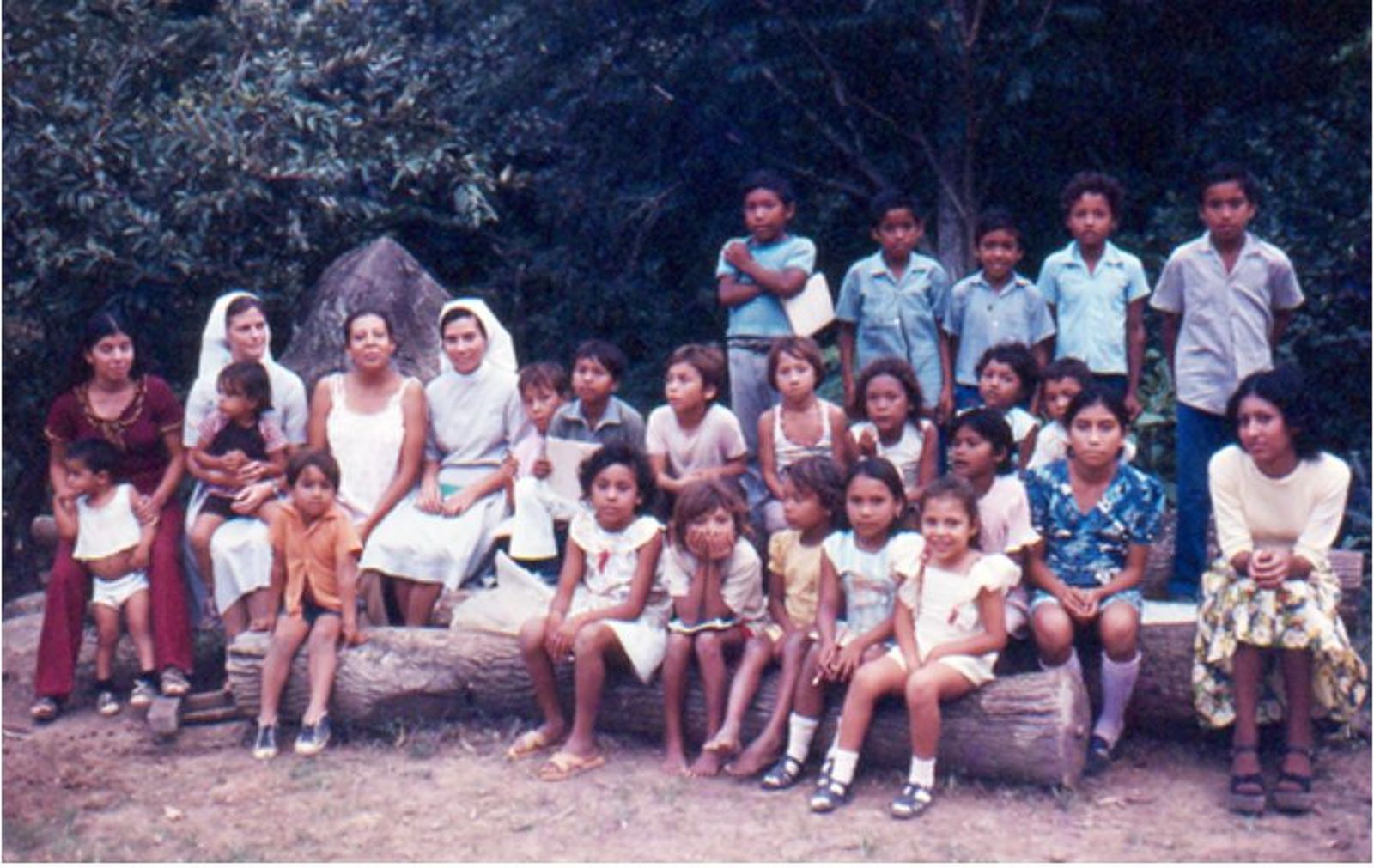 Catequesis en la comunidad de Las Parcelas