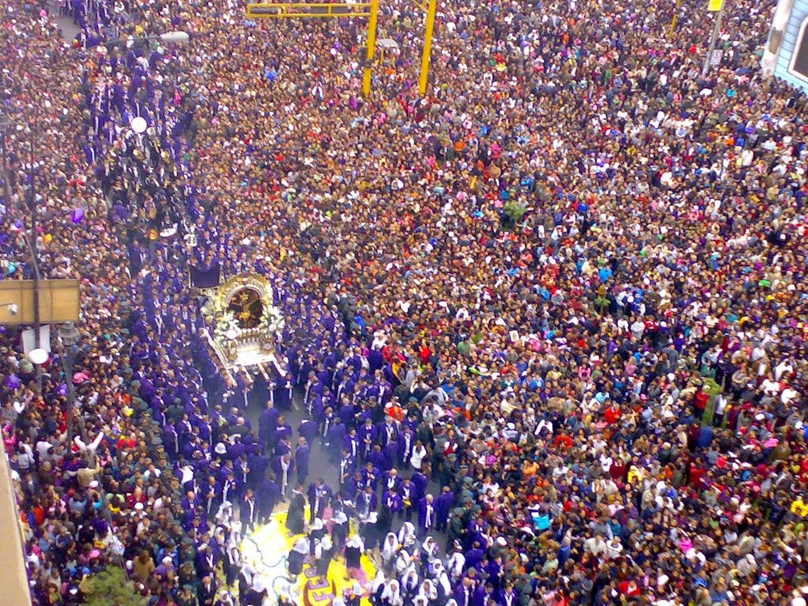La procesión más multitudinaria del mundo