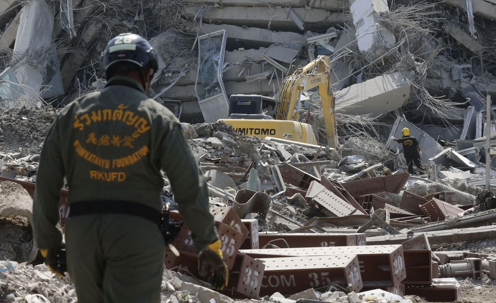 Imágenes del terremoto que sacudió Tailandia y Myanmar