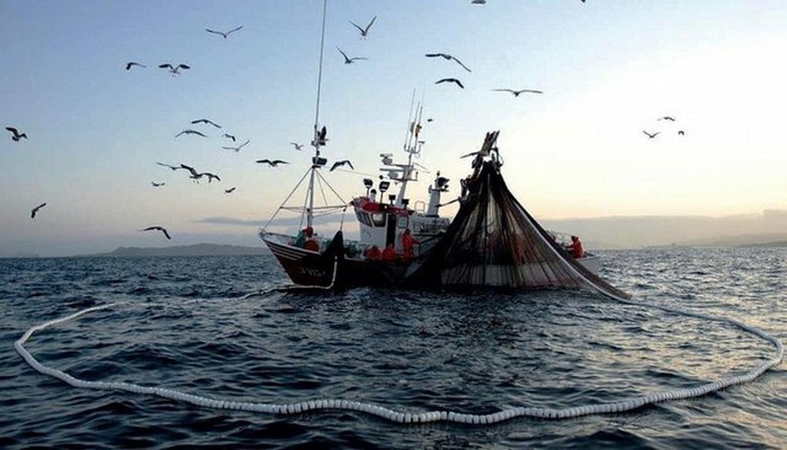 La Iglesia, con trabajadores del sector pesquero
