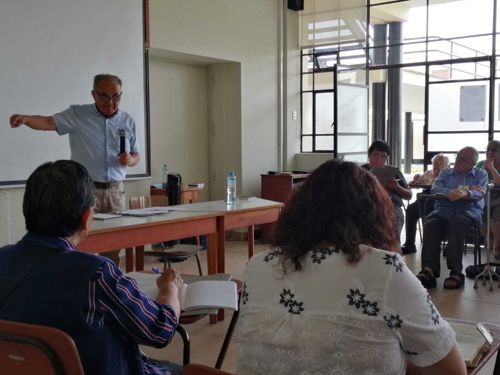 Felipe Zegarra formador