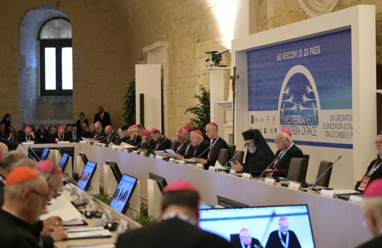 Inauguración del encuentro de Bari