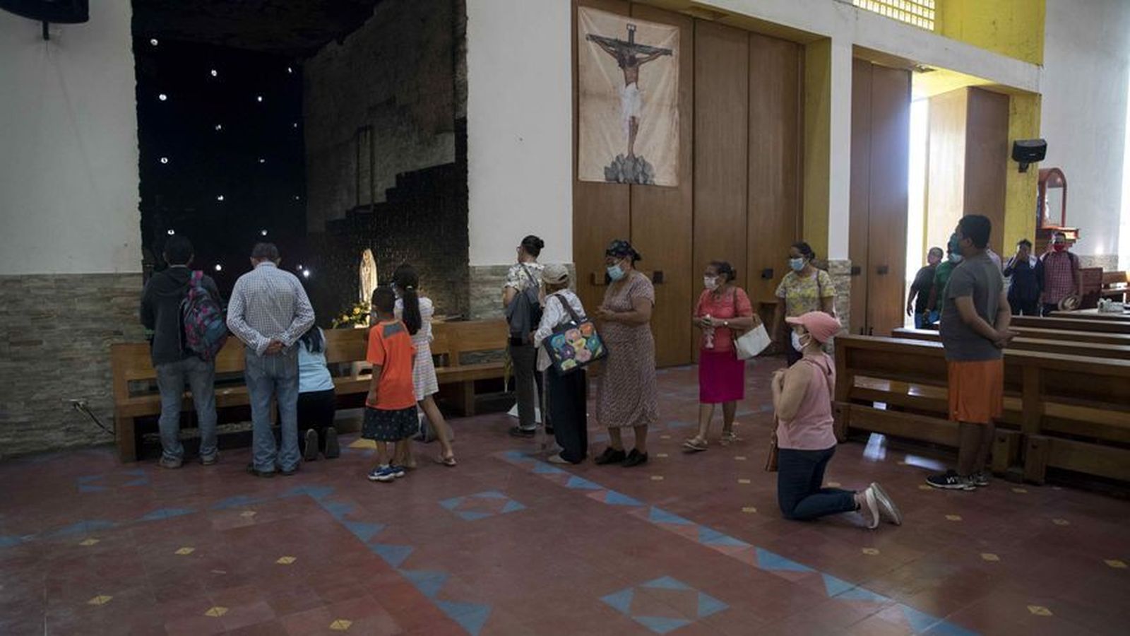 El cardenal nicaragüense denuncia calumnias y persecución contra la Iglesia