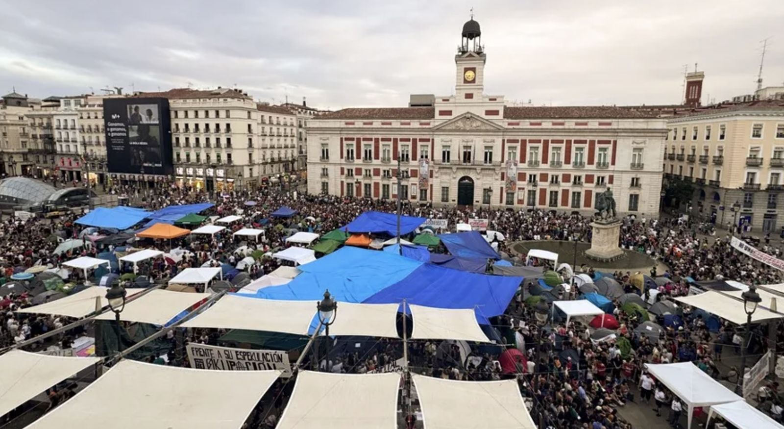 Acampada en la Puerta del Sol