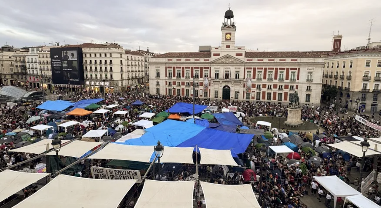 Acampada en la Puerta del Sol