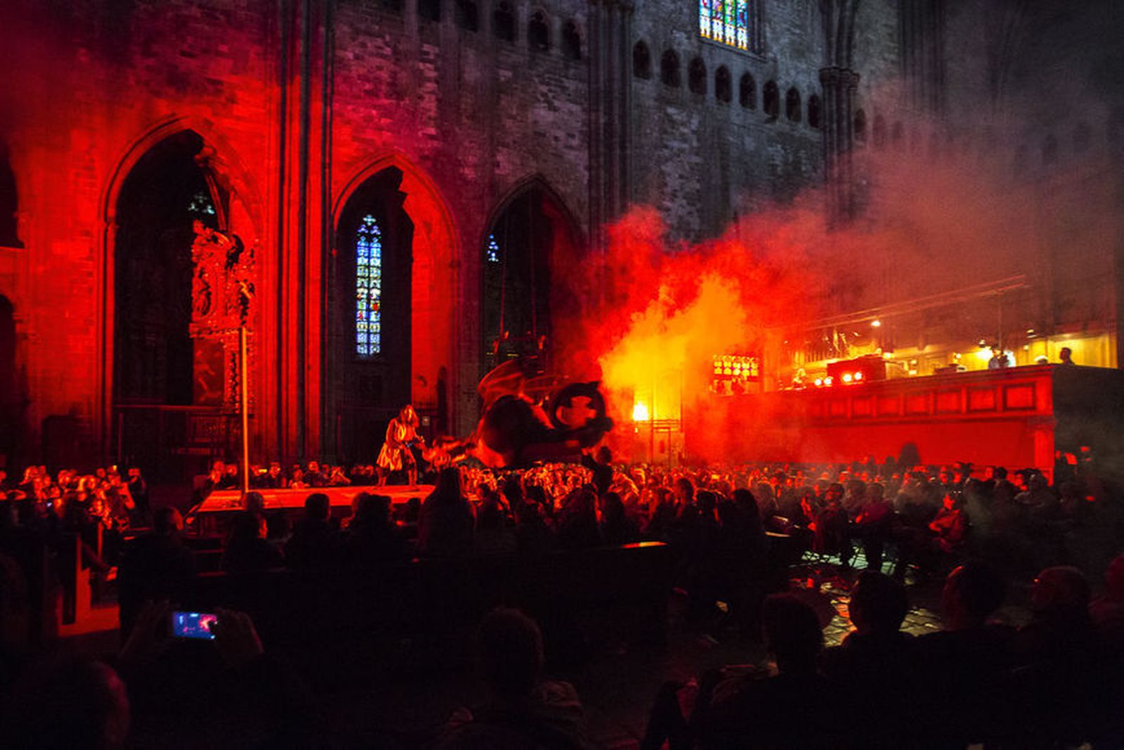 Consueta de Sant Jordi en la Catedral de Girona.