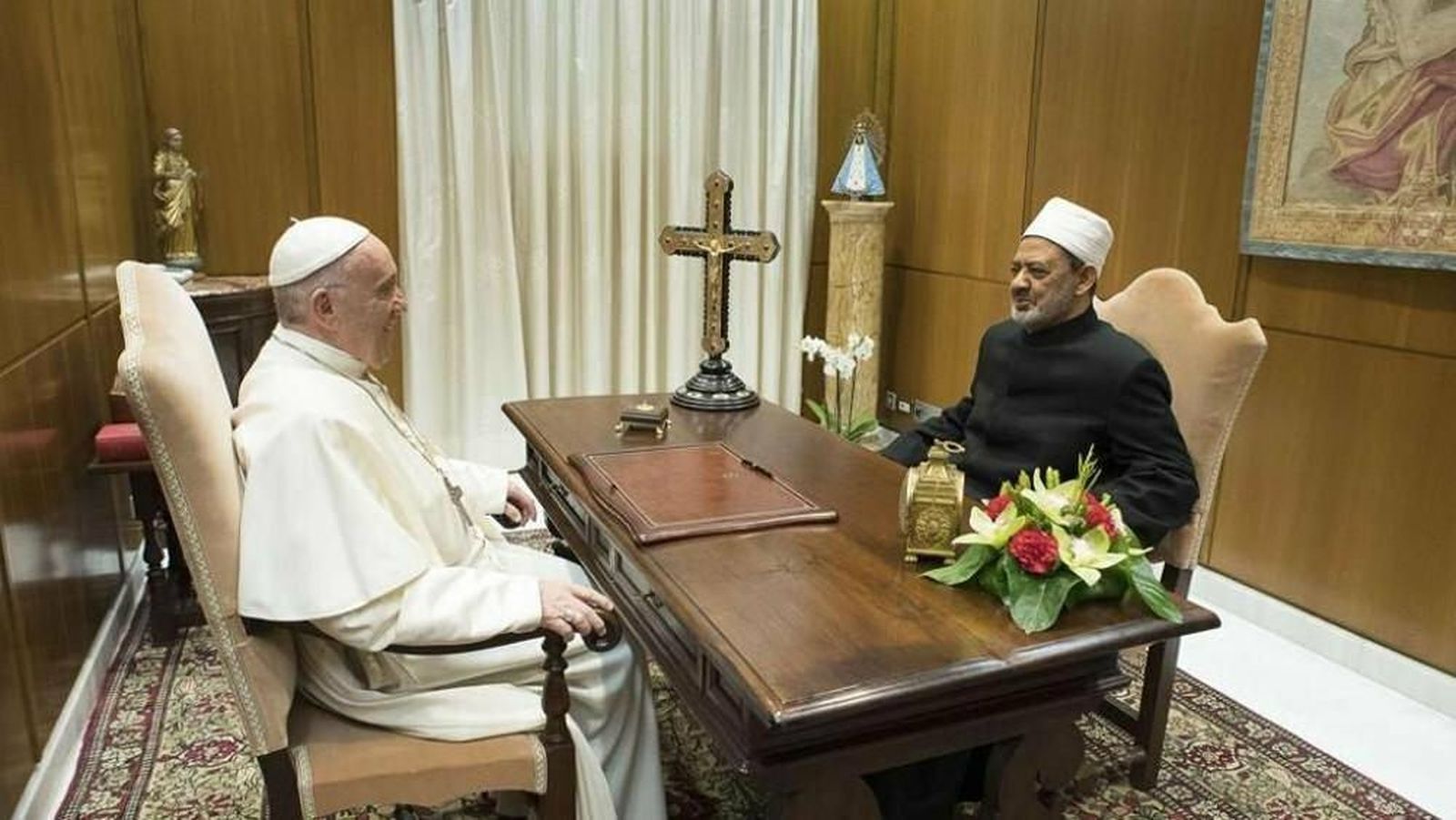El Papa Francisco, con el Gran Imam de al-Azhar, Ahmed Muhammad al-Tayib
