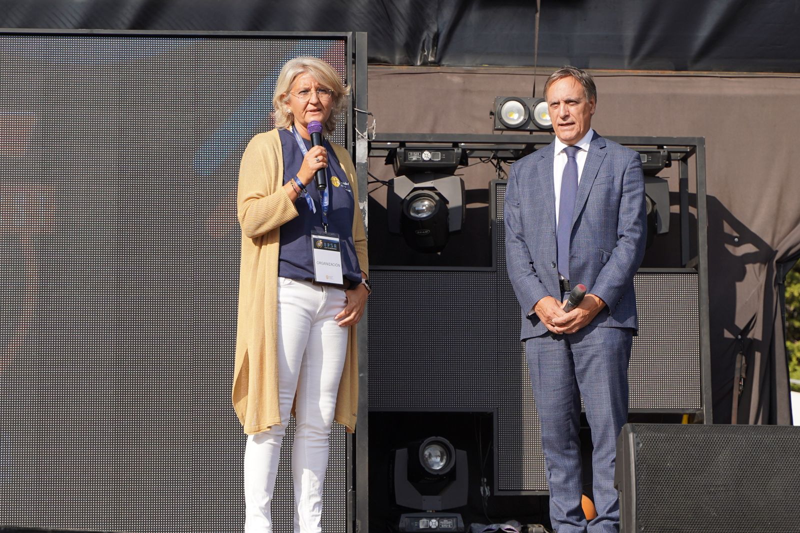 Vicerrectora y Alcalde