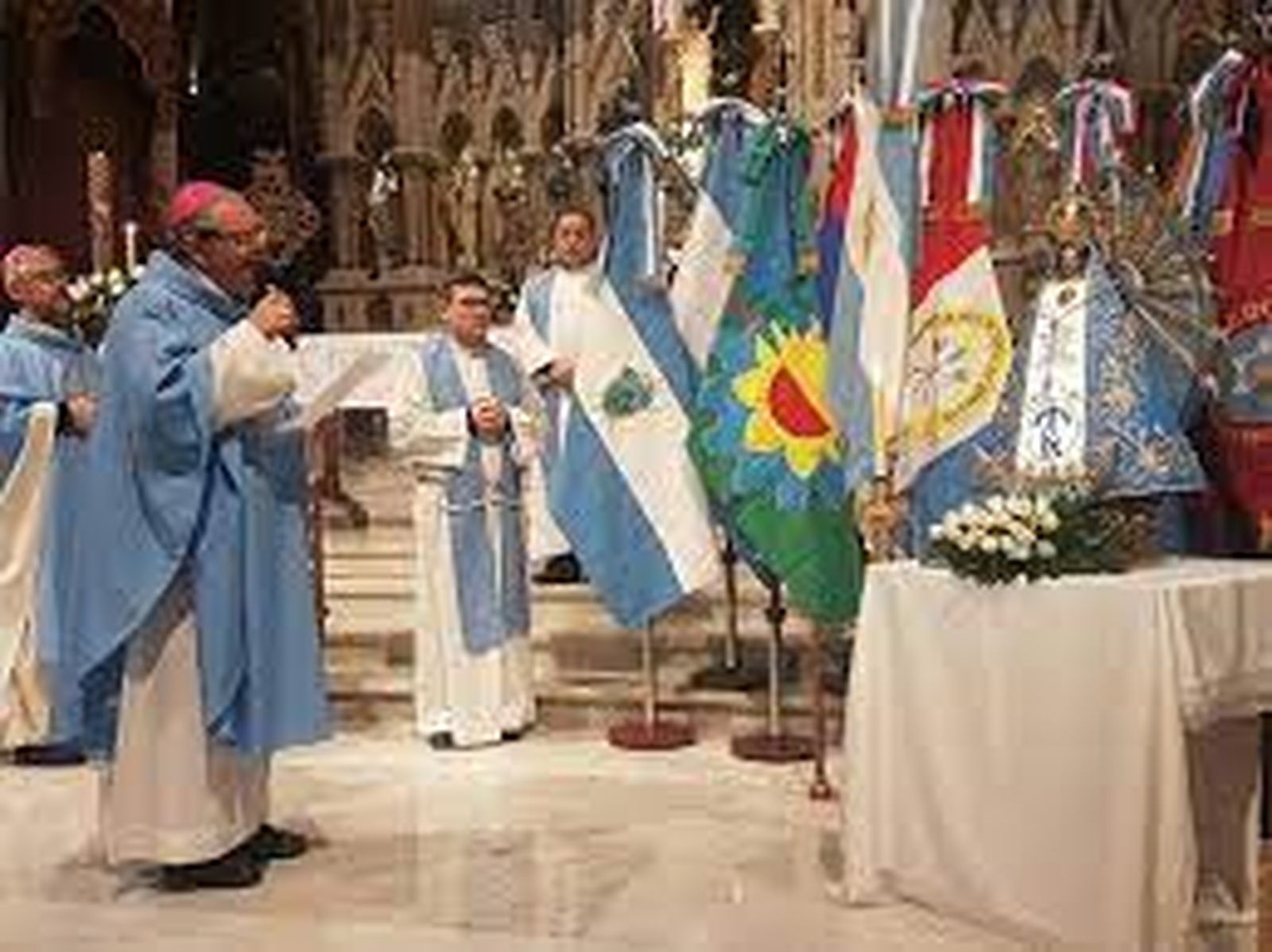 Mons. Ojea en Luján