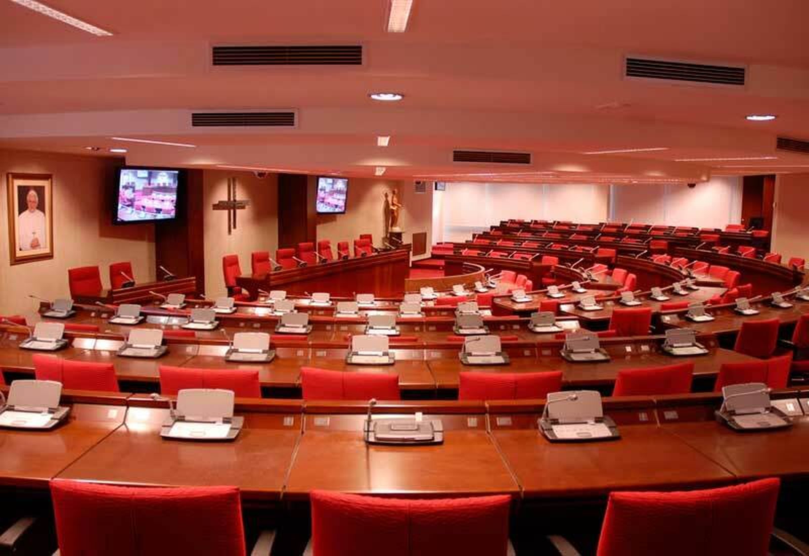 Asamblea Plenaria de la CEE: "Renovarse o morir"