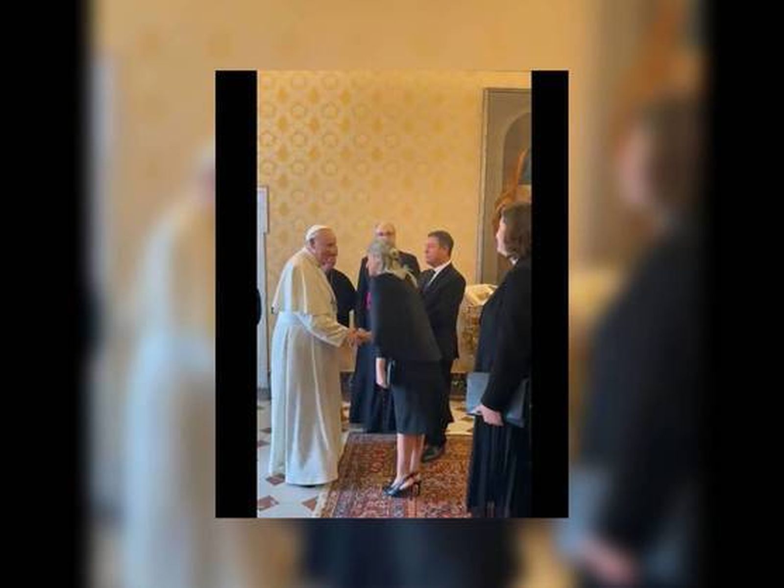 García-Page, Francisco Cerro y Milagros Tolón, con el Papa