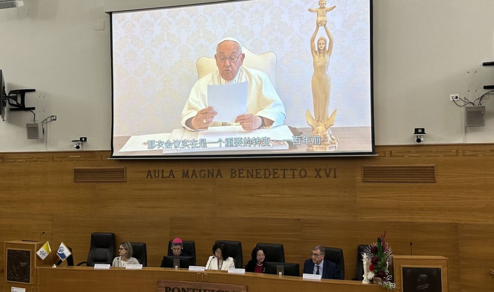 El Papa evoca los 100 años del Concilio de Shangai
