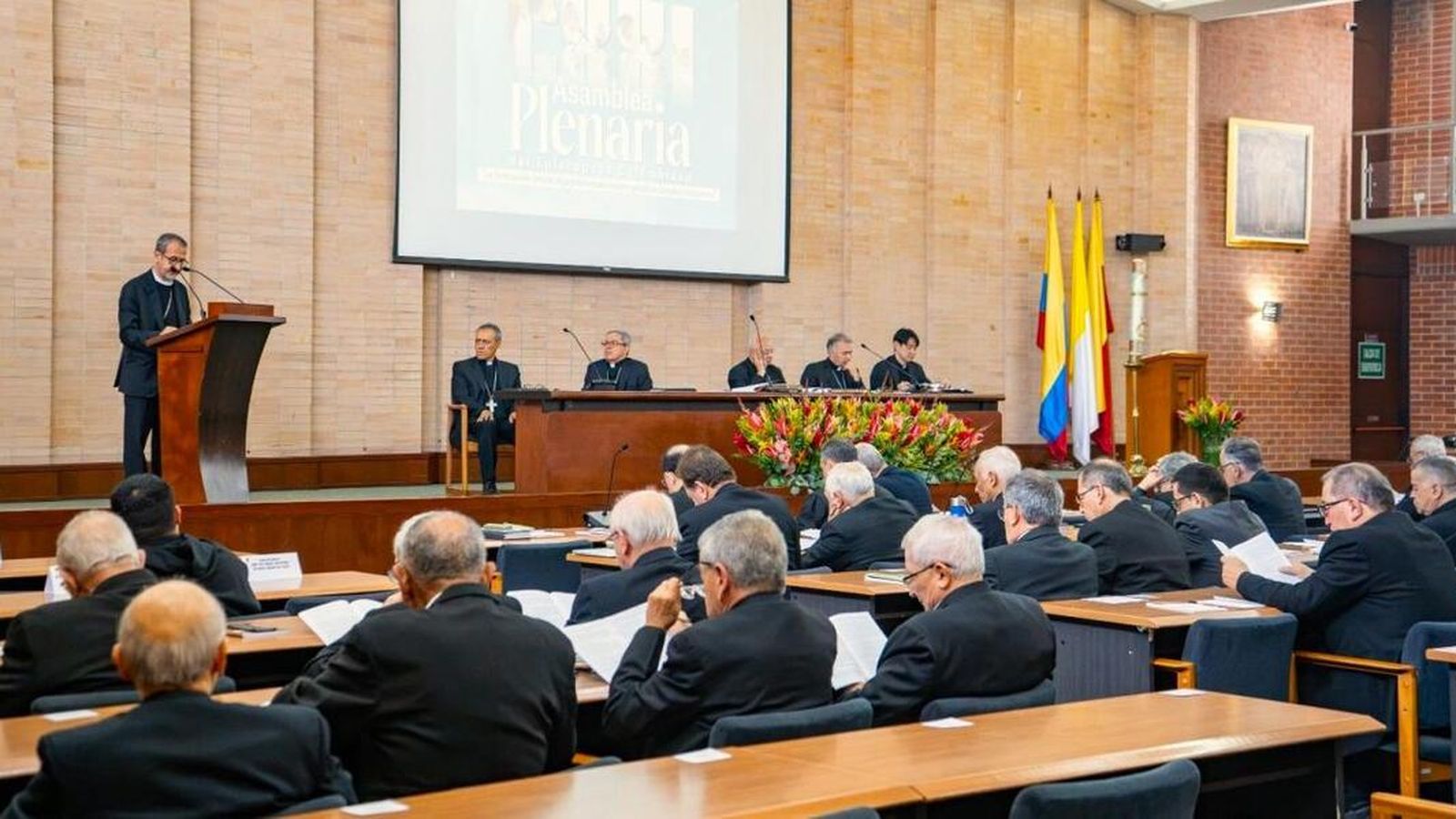 Monseñor Francisco Javier Múnera Correa, confirmó la necesidad de renovar la formación inicial de los aspirantes al sacerdocio