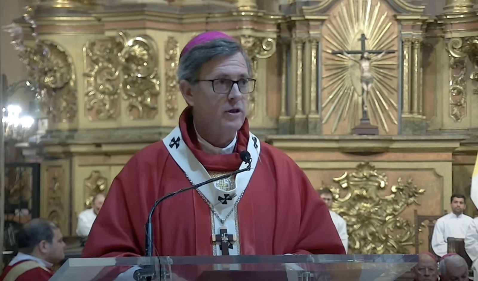 García Cuerva durante su homilía con motivo del Día del Papa