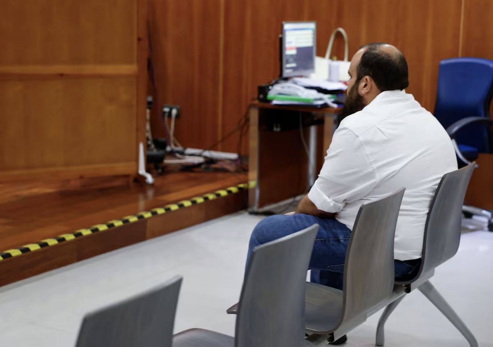 El sacerdote, en la primera sesión del juicio