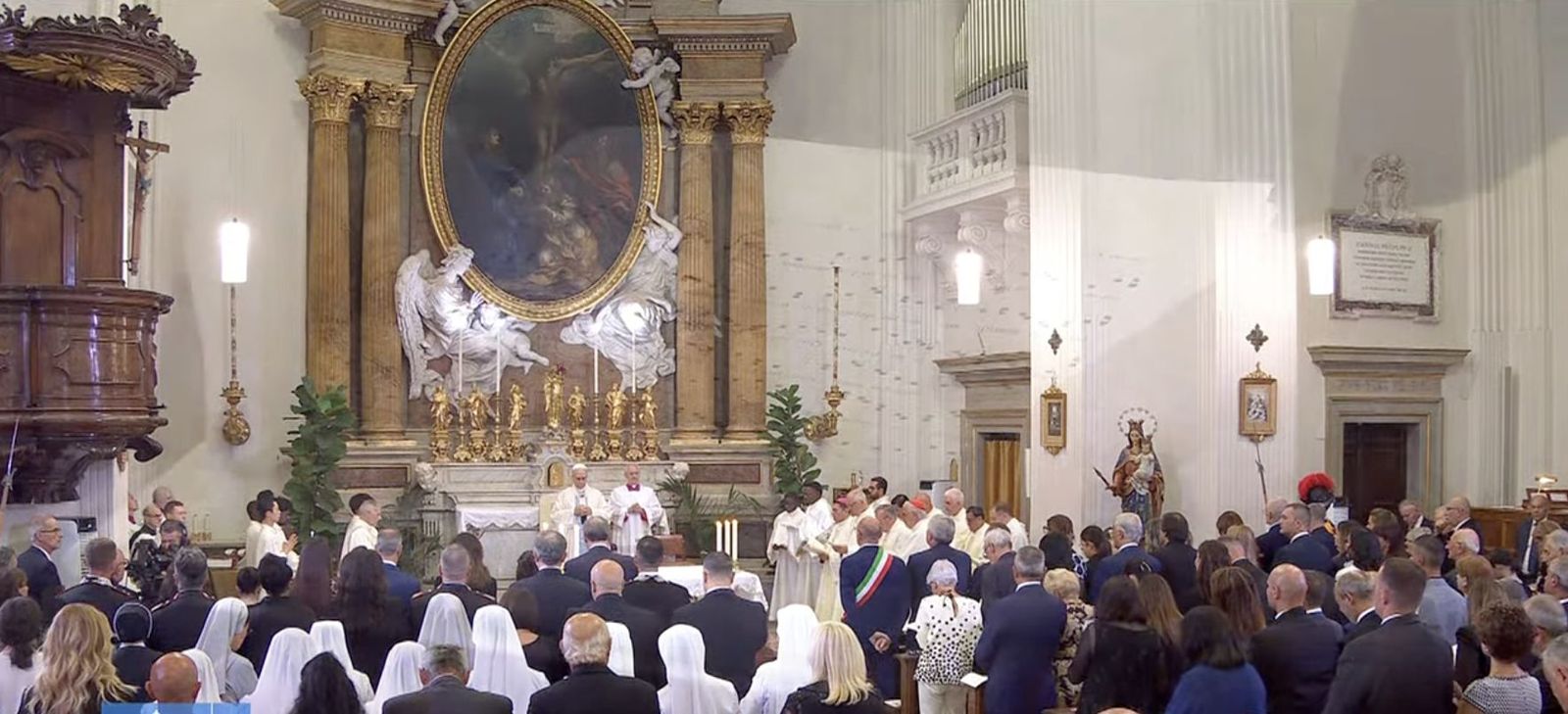 León XIV presidió la misa