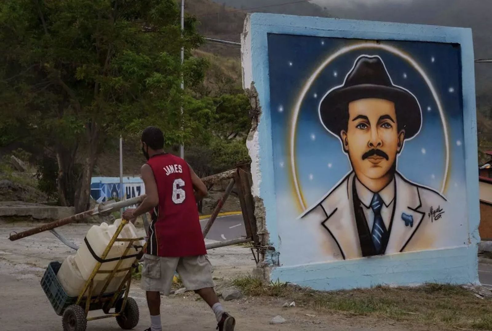 Un mural en Caracas del Médico de los Pobres