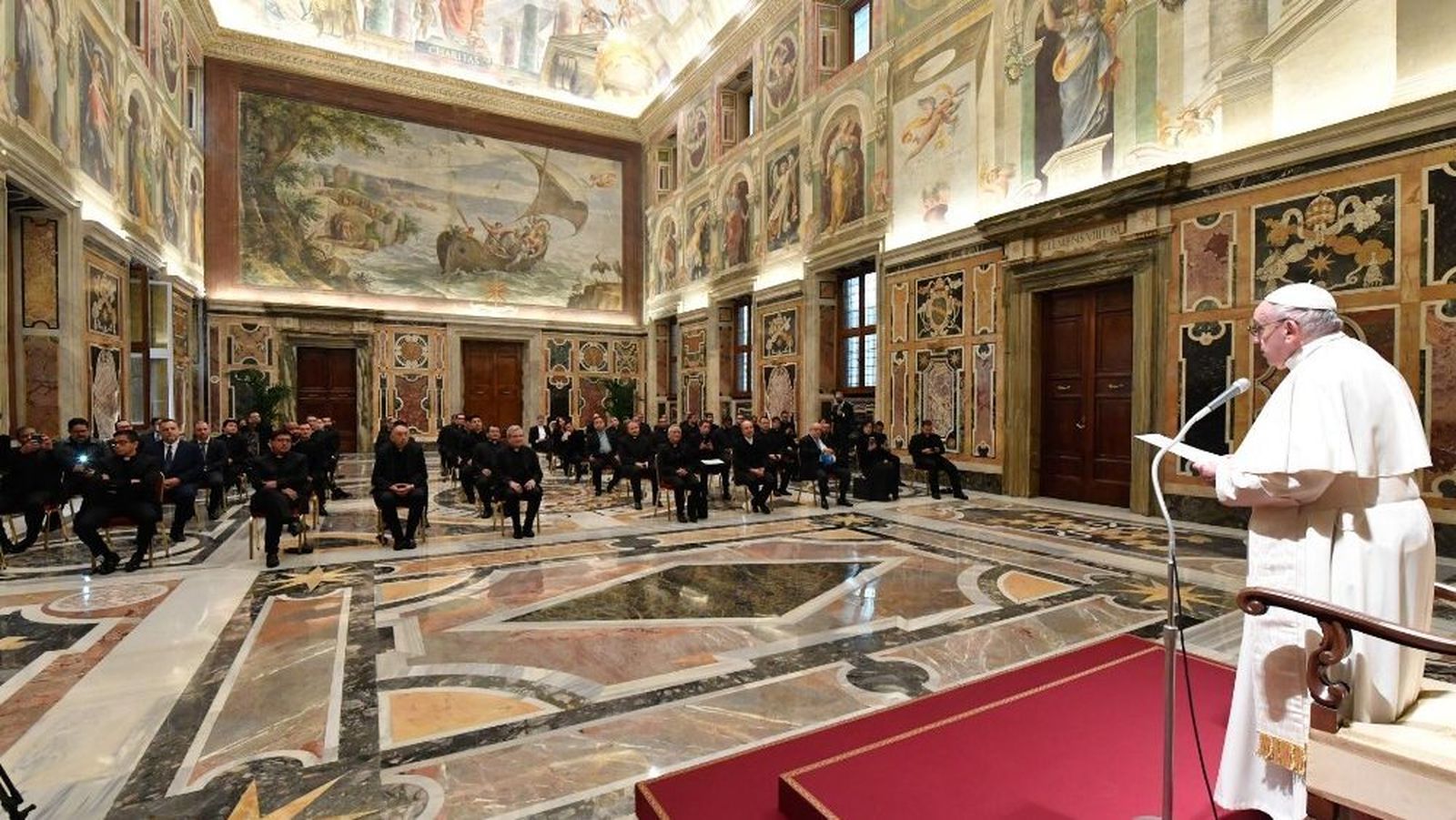 Francisco a los miembros del Colegio Pío Latinoamericano