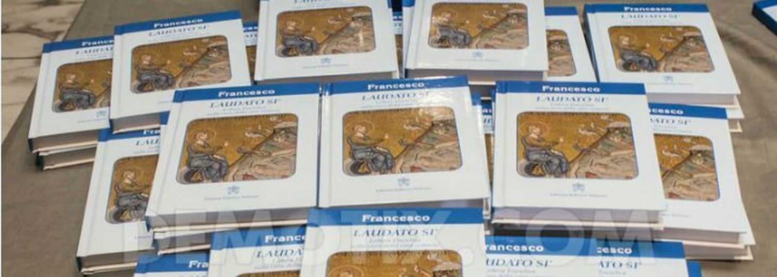 Las encíclicas ya están siendo repartidas por todo el mundo