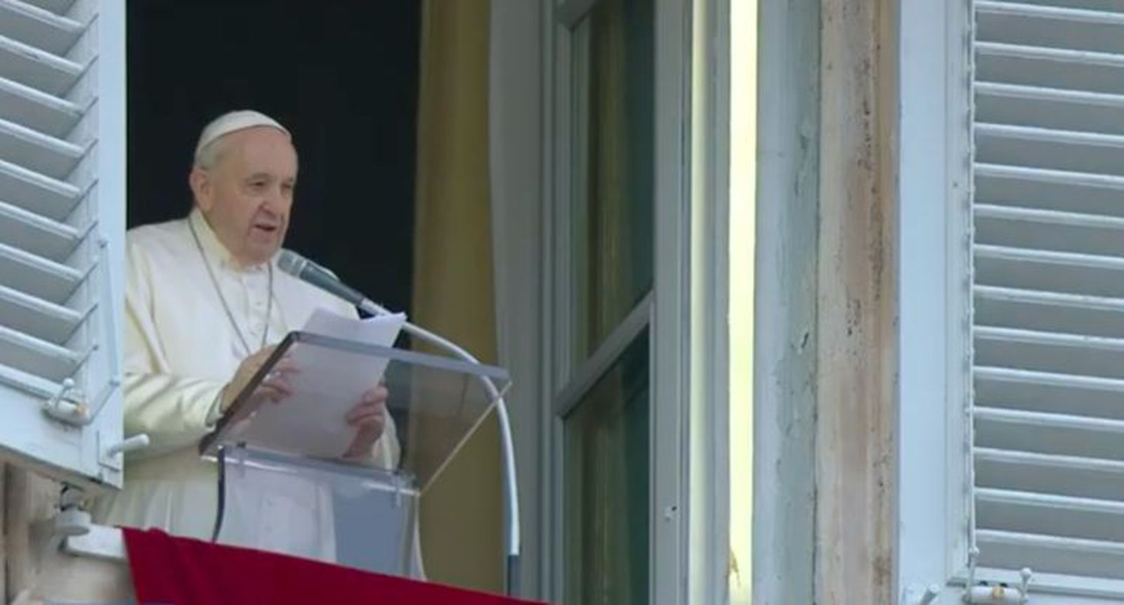 Francisco: "No hay pandemia, no hay crisis que pueda apagar la luz de Jesús"